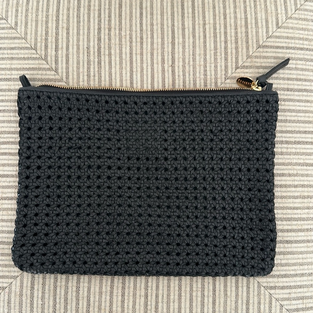 Clare V - flat clutch